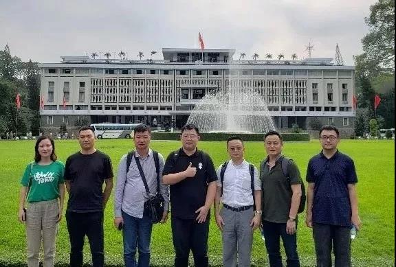 腾博tengbo控股董事长，，，，，，，副董事长一行赴越南调查调研