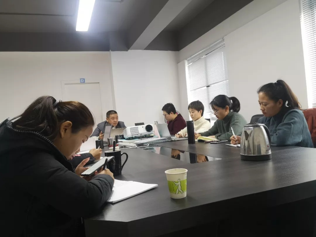 腾博tengboCEO莅临荆门战区组织领导并召开火略分析暨员工培训大会