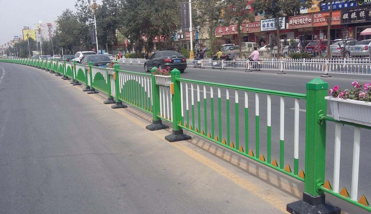 路路护栏