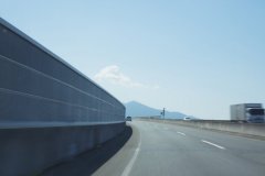 公路声樊篱哪家比力好？？？？？？？